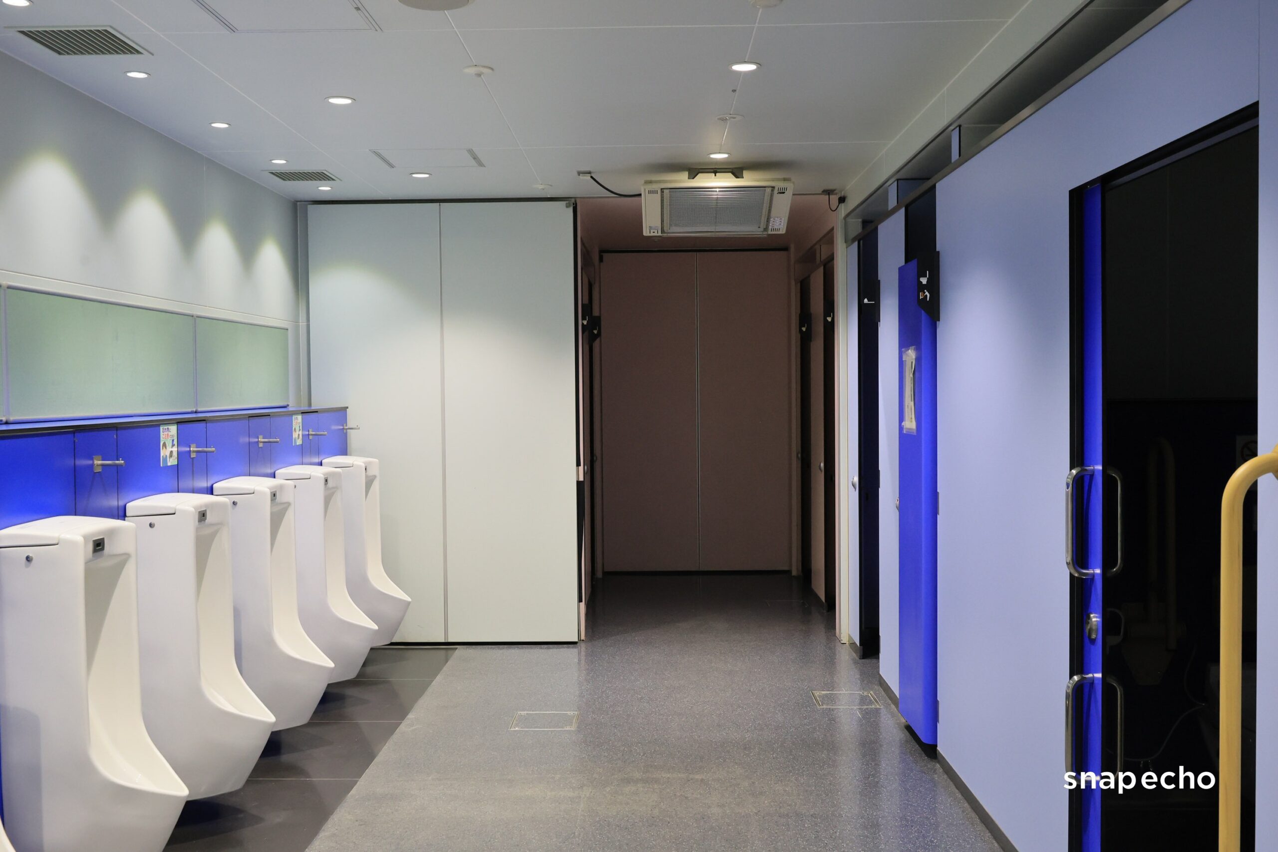 トイレの小便器